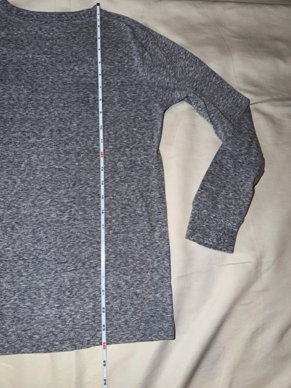 Levis Logo Heather Grey Long-Sleeve Tee‎